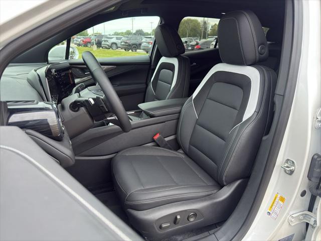 2024 Chevrolet V Blazer eAWD 2LT