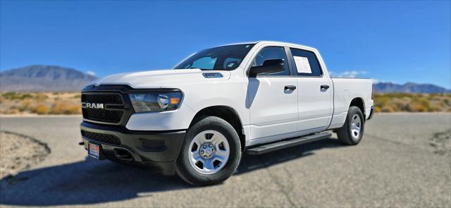 2024 RAM 1500 Tradesman Crew Cab 4x4 64 Box
