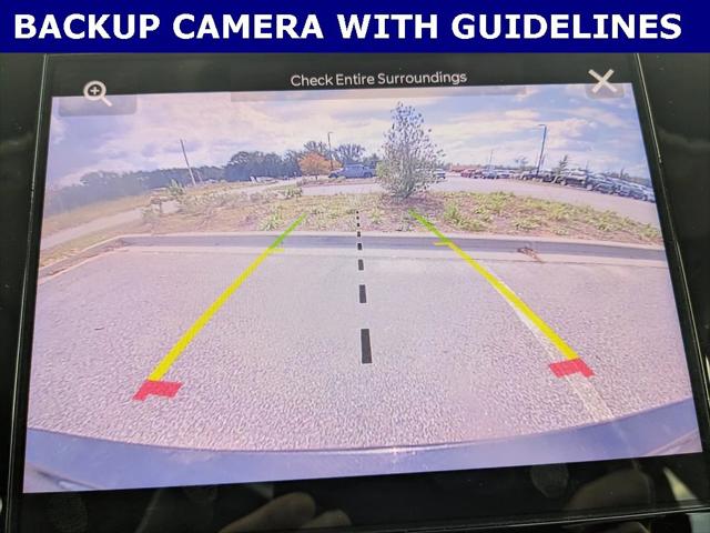 2023 Jeep Grand Cherokee L Laredo 4x2