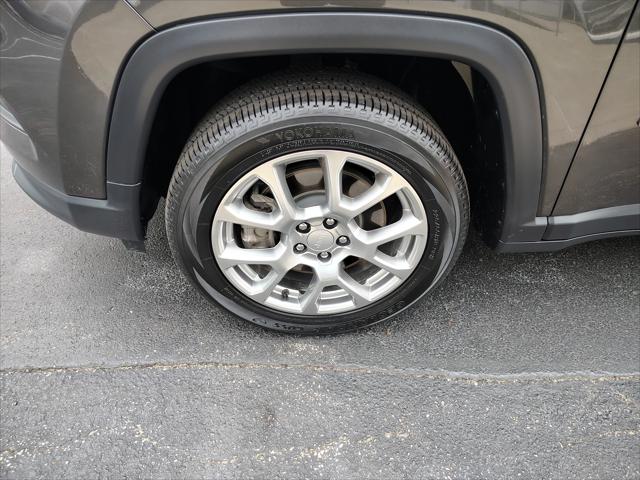 2023 Jeep Compass Latitude Lux FWD