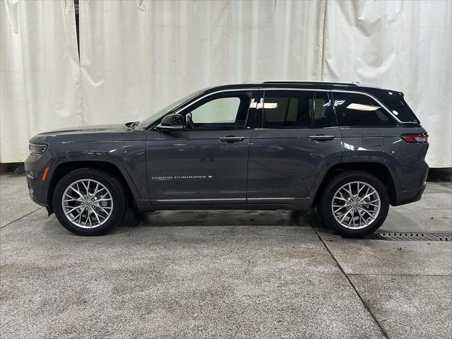 2022 Jeep Grand Cherokee Summit 4x4
