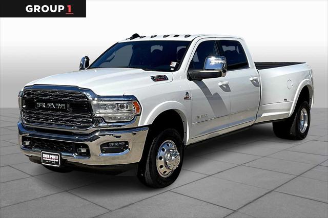 2024 RAM 3500 Limited Crew Cab 4x4 8 Box