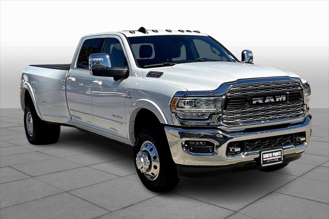 2024 RAM 3500 Limited Crew Cab 4x4 8 Box