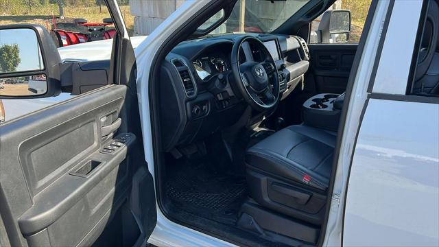 2024 Ram 3500 Tradesman/SLT/Laramie/Limited