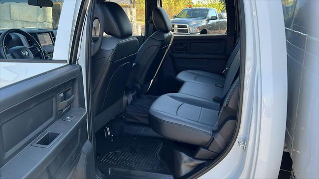2024 Ram 3500 Tradesman/SLT/Laramie/Limited