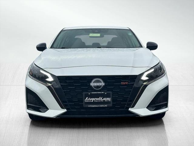 2023 Nissan Altima SR FWD 2023 Nissan Altima SR FWD