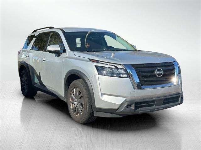 2024 Nissan Pathfinder SV 4WD