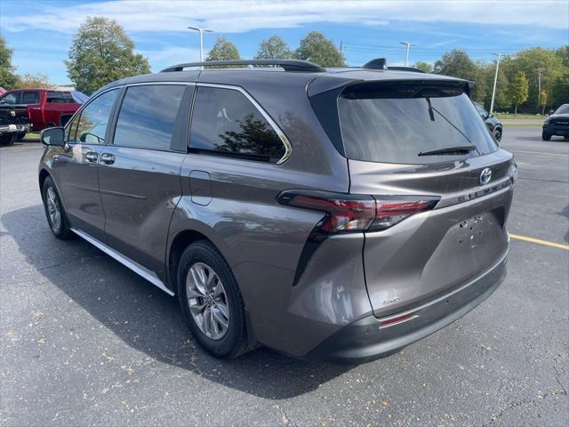 2023 Toyota Sienna XLE