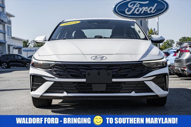 2025 Hyundai Elantra Hybrid Limited