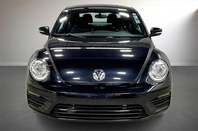 2019 Volkswagen Beetle 2.0T S 2019 Volkswagen Beetle 2.0T S