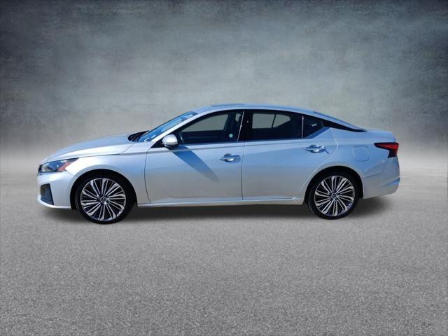 2023 Nissan Altima SL FWD