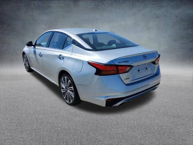 2023 Nissan Altima SL FWD