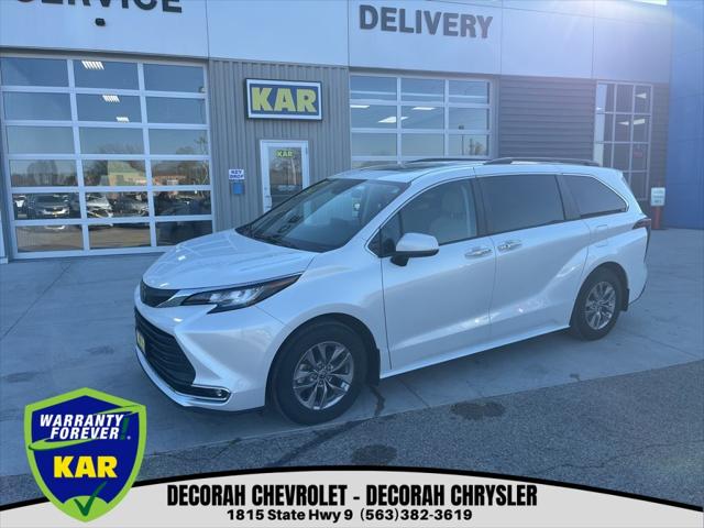 2022 Toyota Sienna XLE 2022 Toyota Sienna XLE