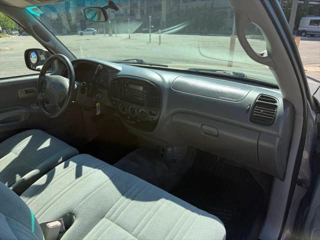 2000 Toyota Tundra SR5 V8