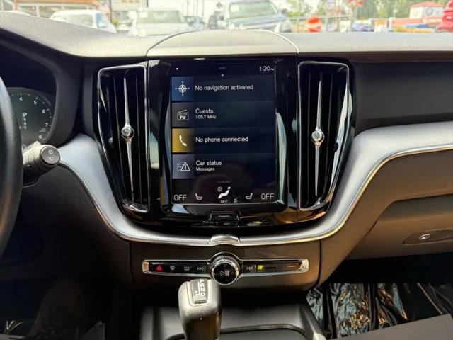 2020 Volvo XC60 T5 Momentum