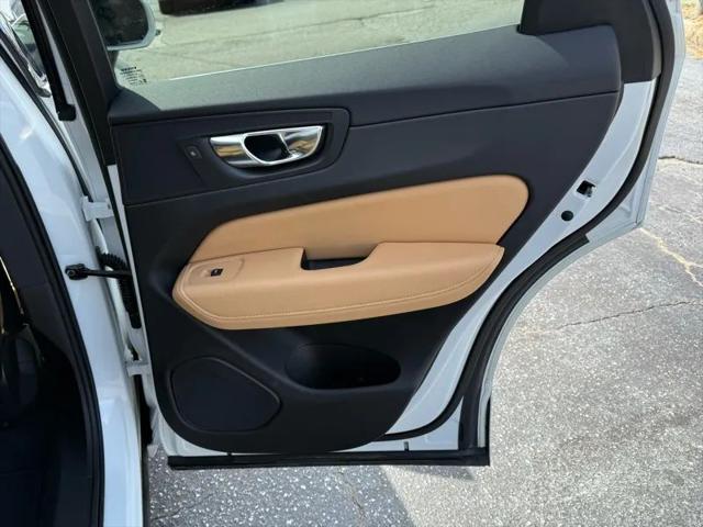 2020 Volvo XC60 T5 Momentum