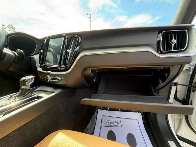 2020 Volvo XC60 T5 Momentum