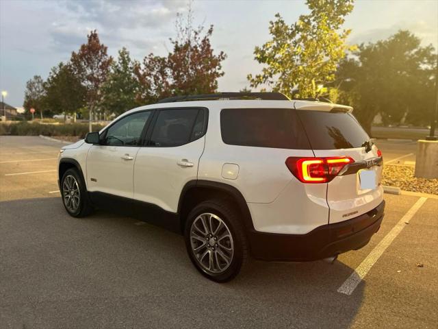 2017 GMC Acadia SLT-1