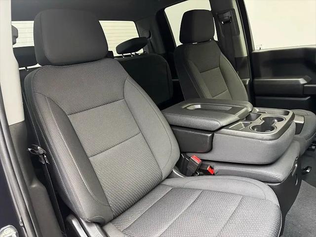 2022 Chevrolet Silverado 1500 4WD Double Cab Standard Bed WT