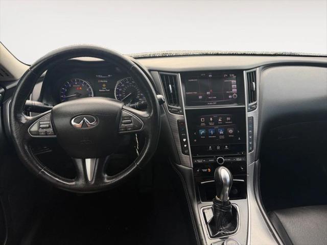 2016 INFINITI Q50 2.0t Premium