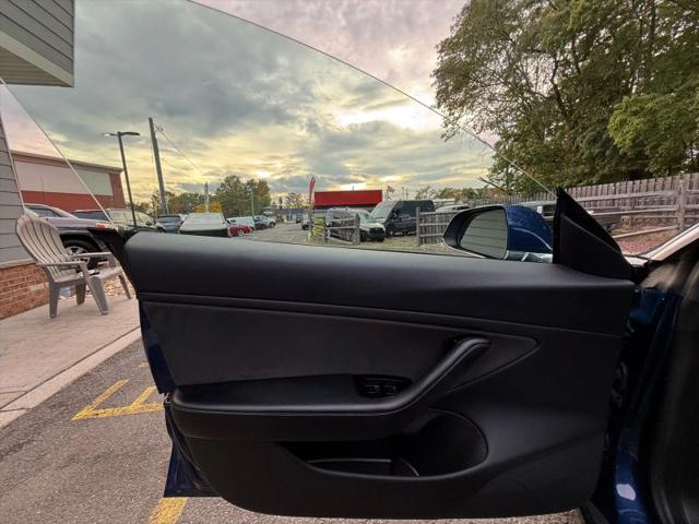 2019 Tesla Model 3 Standard Range Plus