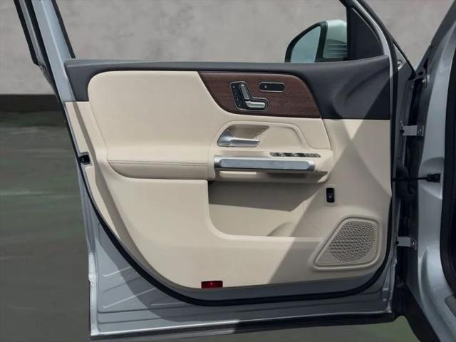2021 Mercedes-Benz GLB 250