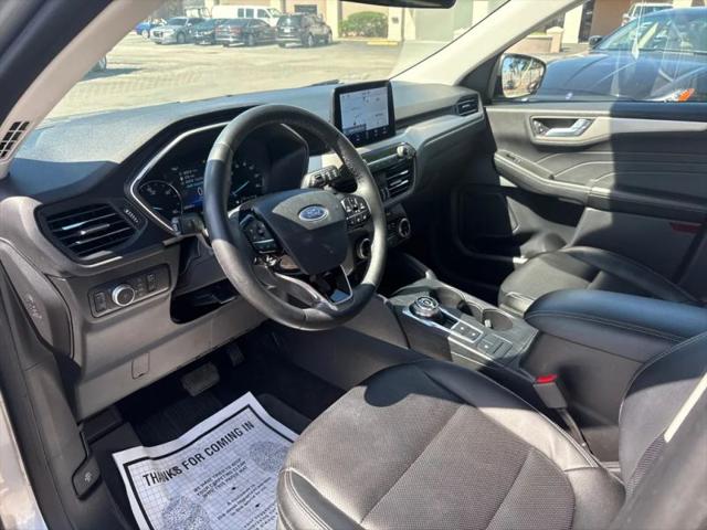 2022 Ford Escape SEL Hybrid