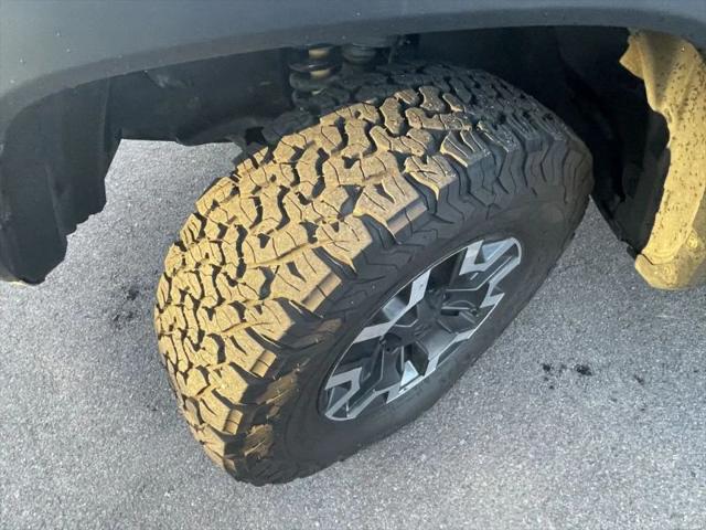 2019 Toyota Tacoma SR V6