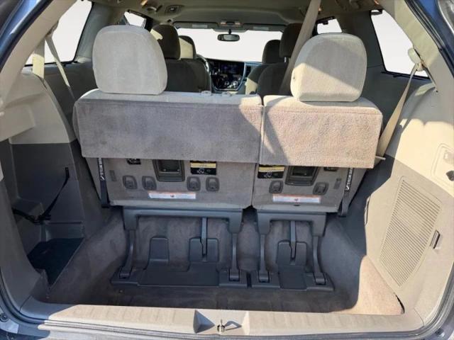 2015 Toyota Sienna LE 7 Passenger