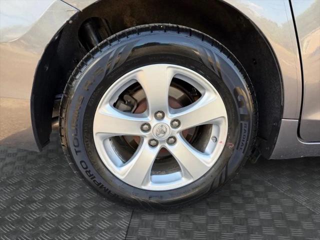 2015 Toyota Sienna LE 7 Passenger