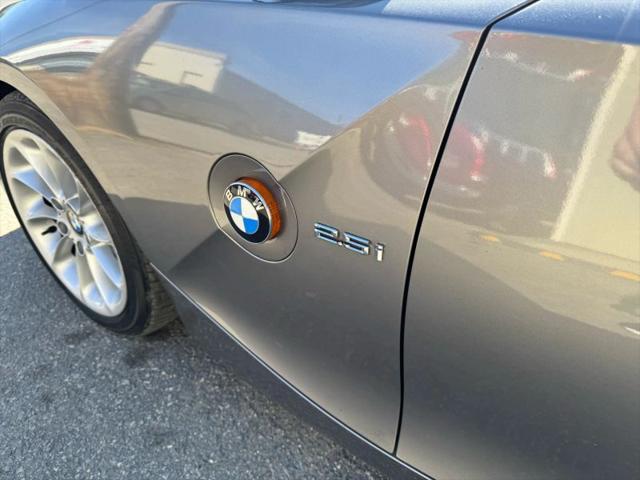 2003 BMW Z4 2.5i