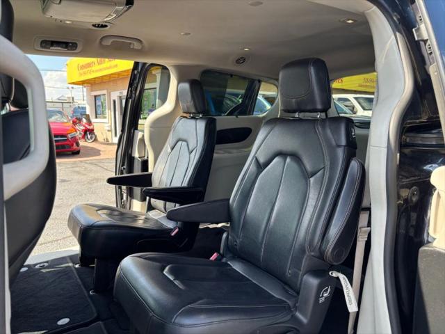 2019 Chrysler Pacifica Touring L