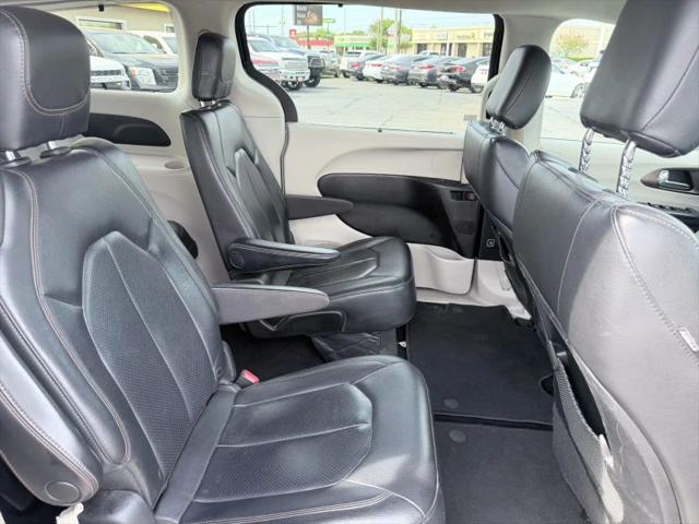 2019 Chrysler Pacifica Touring L