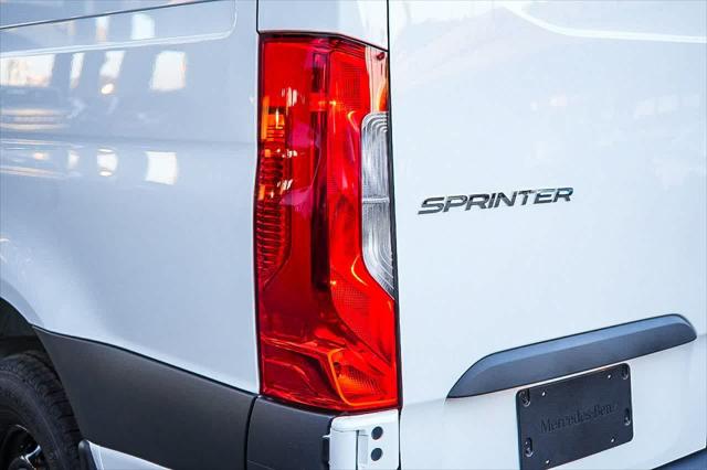 2026 Mercedes-Benz Sprinter Cargo Van Standard Roof 4-Cyl Diesel