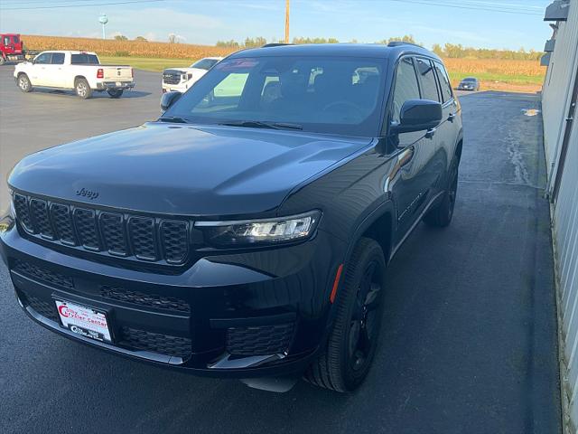 2025 Jeep Grand Cherokee GRAND CHEROKEE L ALTITUDE 4X4