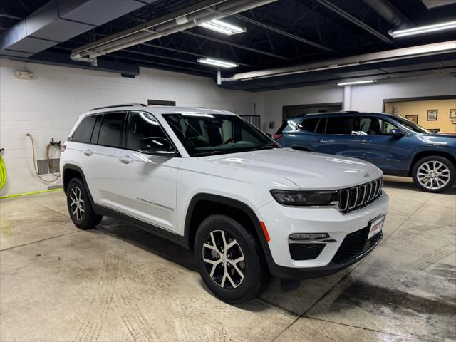 2024 Jeep Grand Cherokee Limited 4x4 2024 Jeep Grand Cherokee Limited 4x4