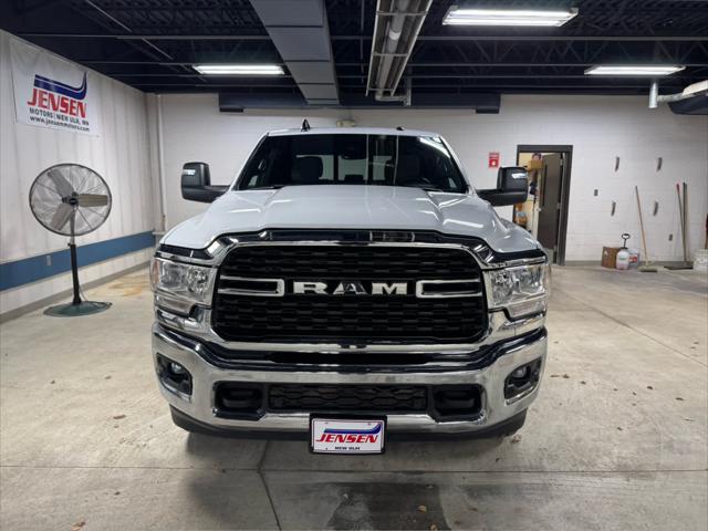 2024 RAM 2500 Big Horn Crew Cab 4x4 64 Box 2024 RAM 2500 Big Horn Crew Cab 4x4 64 Box
