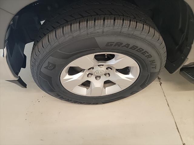 2021 RAM 1500 Big Horn Crew Cab 4x4 57 Box 2021 RAM 1500 Big Horn Crew Cab 4x4 57 Box