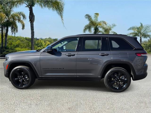 2023 Jeep Grand Cherokee Altitude 4x4 2023 Jeep Grand Cherokee Altitude 4x4