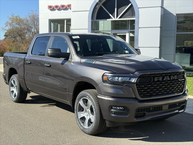 2025 RAM 1500 Tradesman Crew Cab 4x4 57 Box 2025 RAM 1500 Tradesman Crew Cab 4x4 57 Box