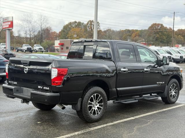 2021 Nissan TITAN Crew Cab SV 4x4 2021 Nissan TITAN Crew Cab SV 4x4