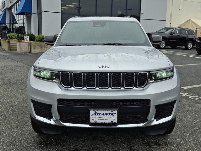 2025 Jeep Grand Cherokee GRAND CHEROKEE L LAREDO X 4X4