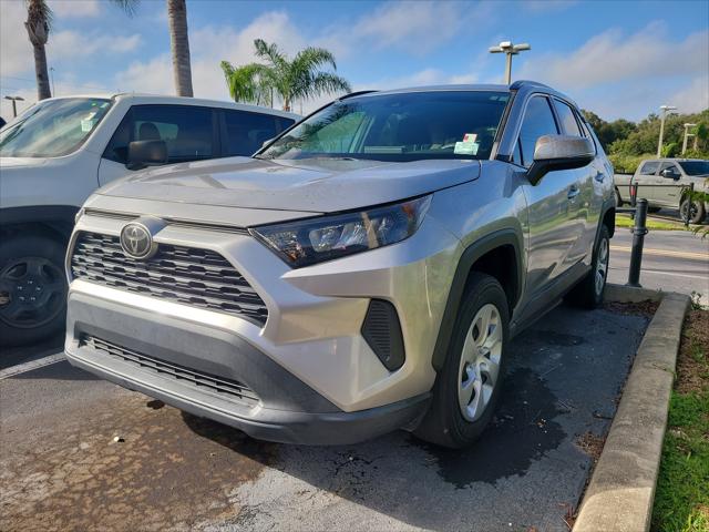 2020 Toyota RAV4 LE