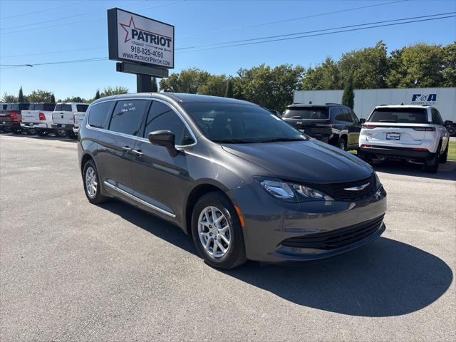 2020 Chrysler Voyager LX