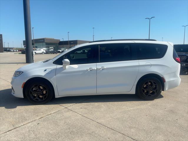2021 Chrysler Pacifica Hybrid Touring L