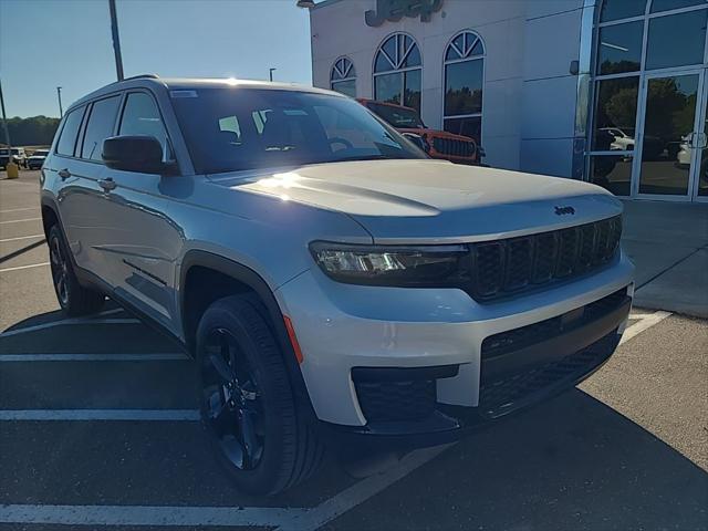 2025 Jeep Grand Cherokee L Altitude X 4x4