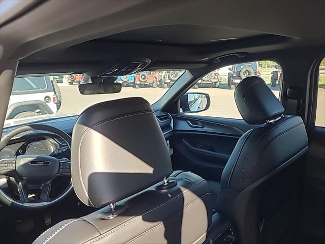 2025 Jeep Grand Cherokee L Altitude X 4x4