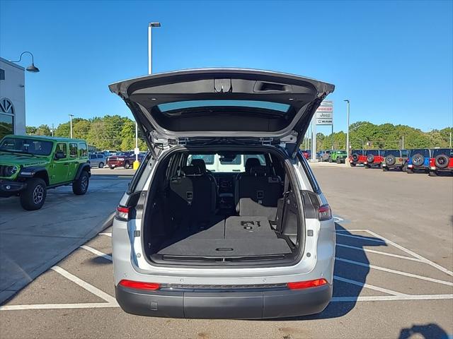2025 Jeep Grand Cherokee L Altitude X 4x4