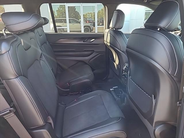 2025 Jeep Grand Cherokee L Altitude X 4x4
