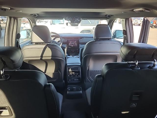 2025 Jeep Grand Cherokee L Altitude X 4x4